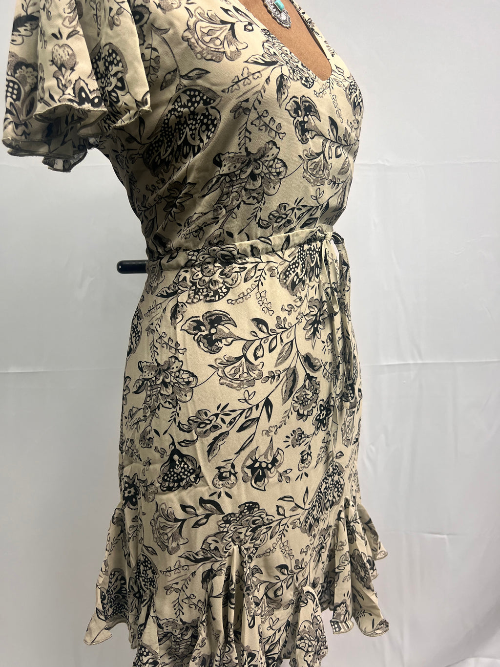 Floral Print Short Sleeve Ruffle Dress