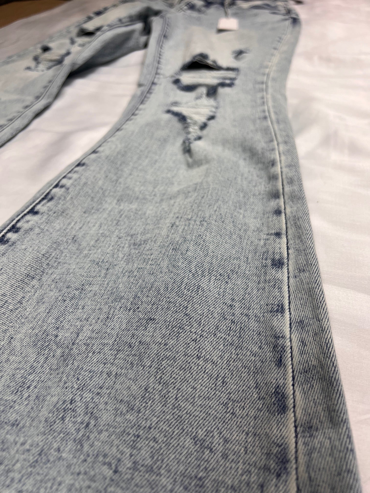 Whitewash Destroyed Mid Rise Stretch Flare