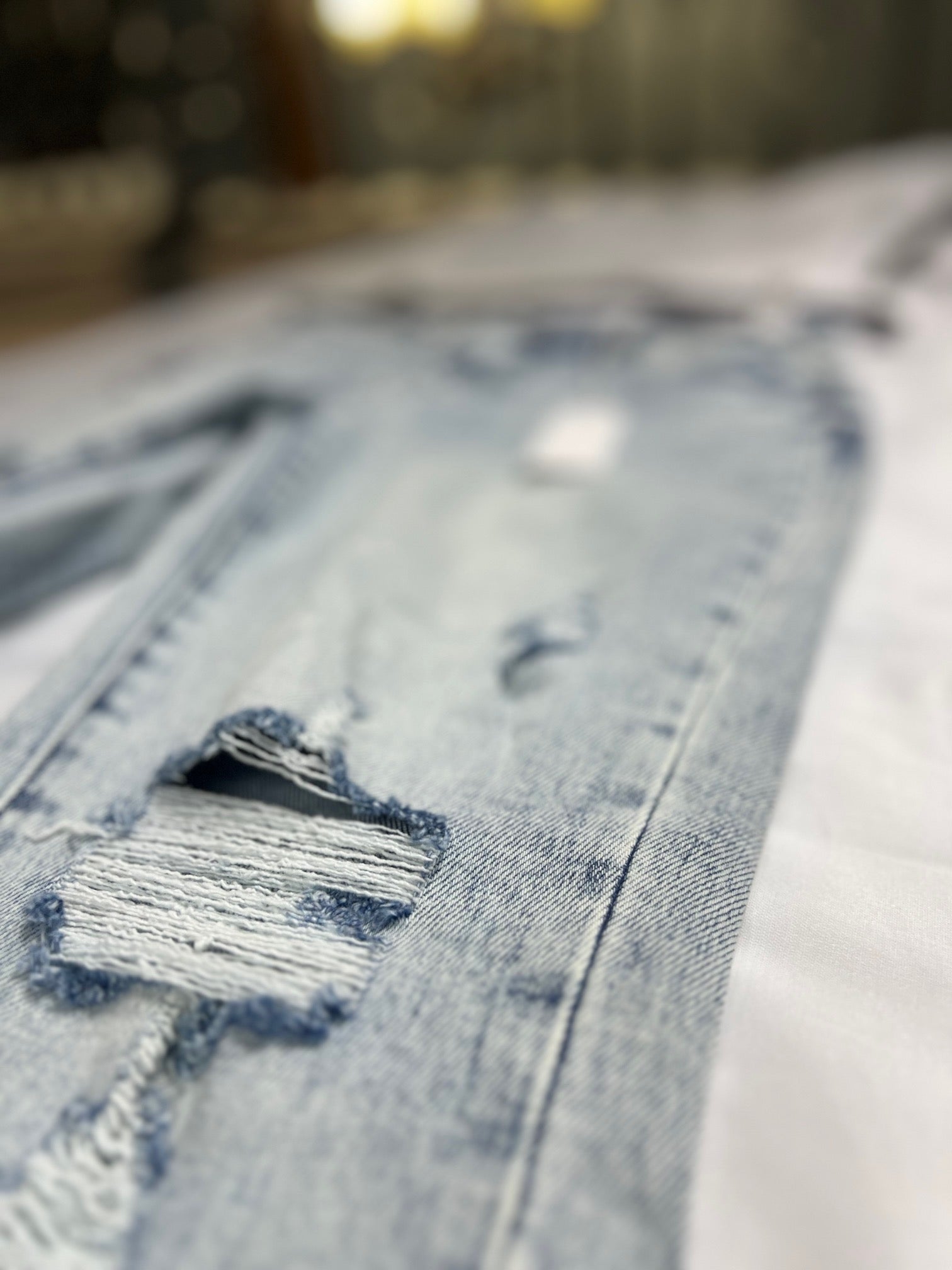 Whitewash Destroyed Mid Rise Stretch Flare